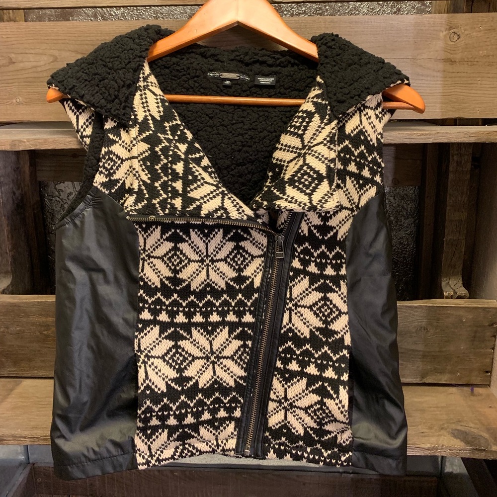 Miss Me Jeans Fleece Vest